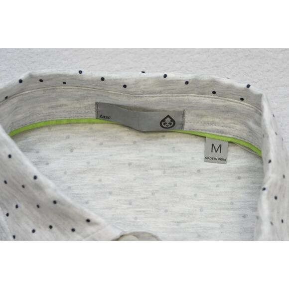 Tasc Golf Polo Wicking Stretch Athletic Shirt Polka Dot Short Sleeve Mens Medium - Picture 8 of 10